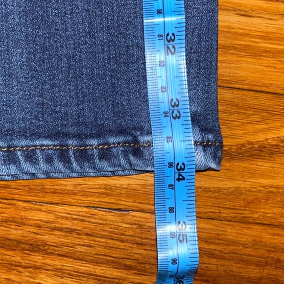 LAST CHANCE - William Rast Jeans Size 24 - Picture 7 of 7